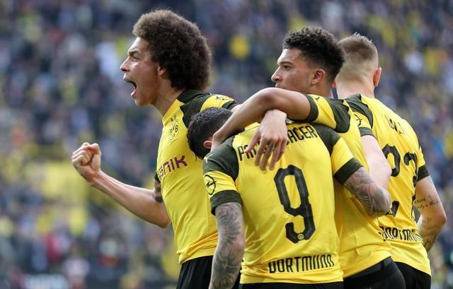  沃尔夫斯堡锋线多点开花，德甲中游球队异军突起